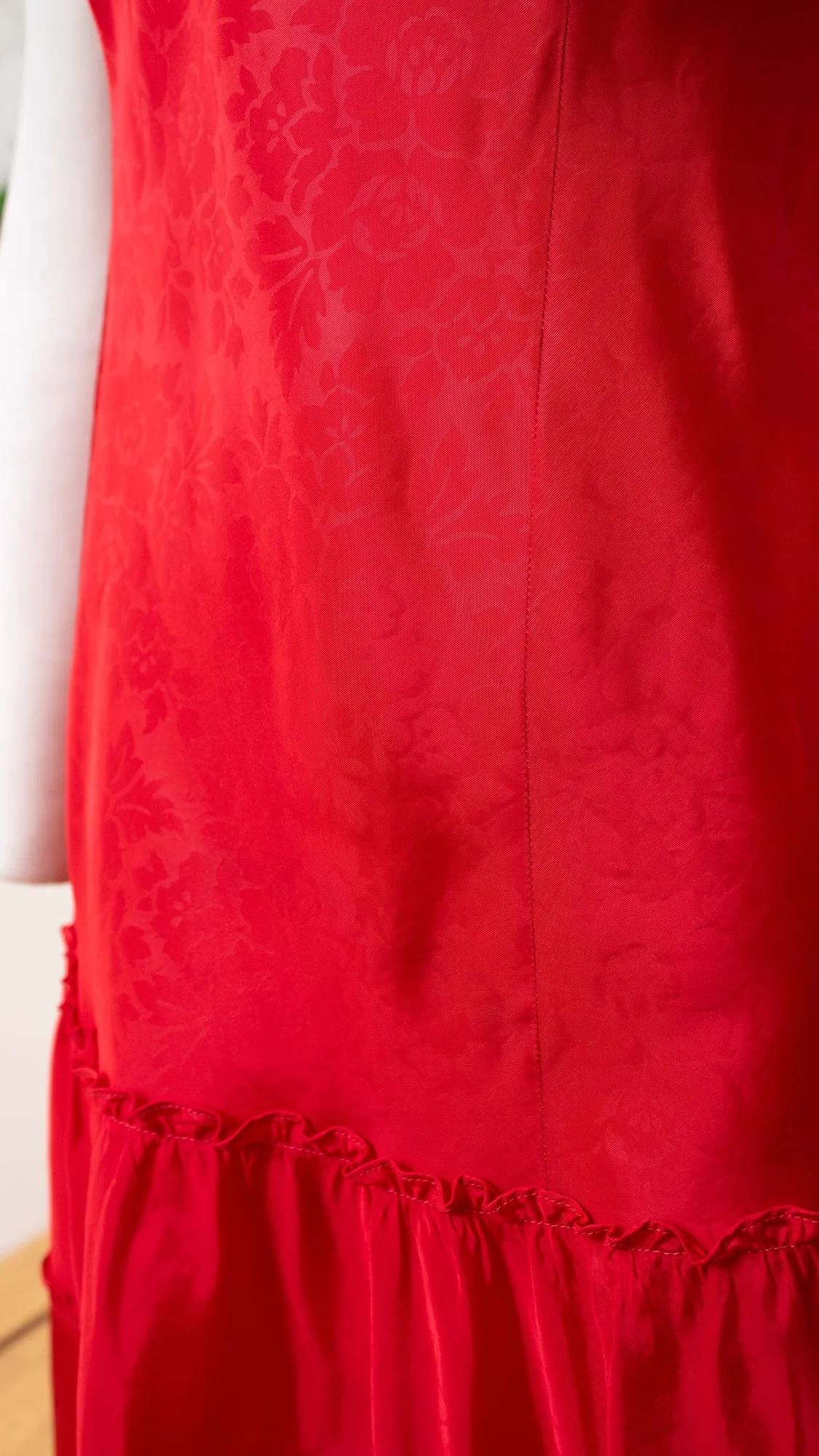 1950s Red Floral Tiered Slip | small