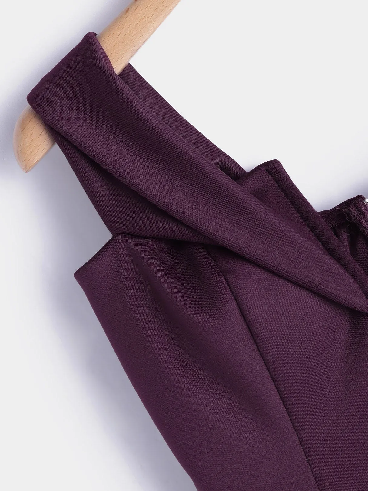 Wholesale Burgundy V-Neck Off The Shoulder Short Sleeve Plain Zip Back Slit Sexy Dresses